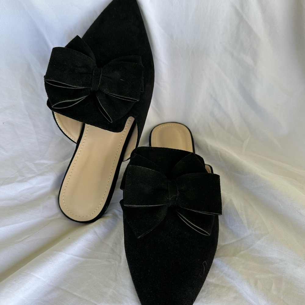 Pointed Black Bow Slip-On Mules for Women